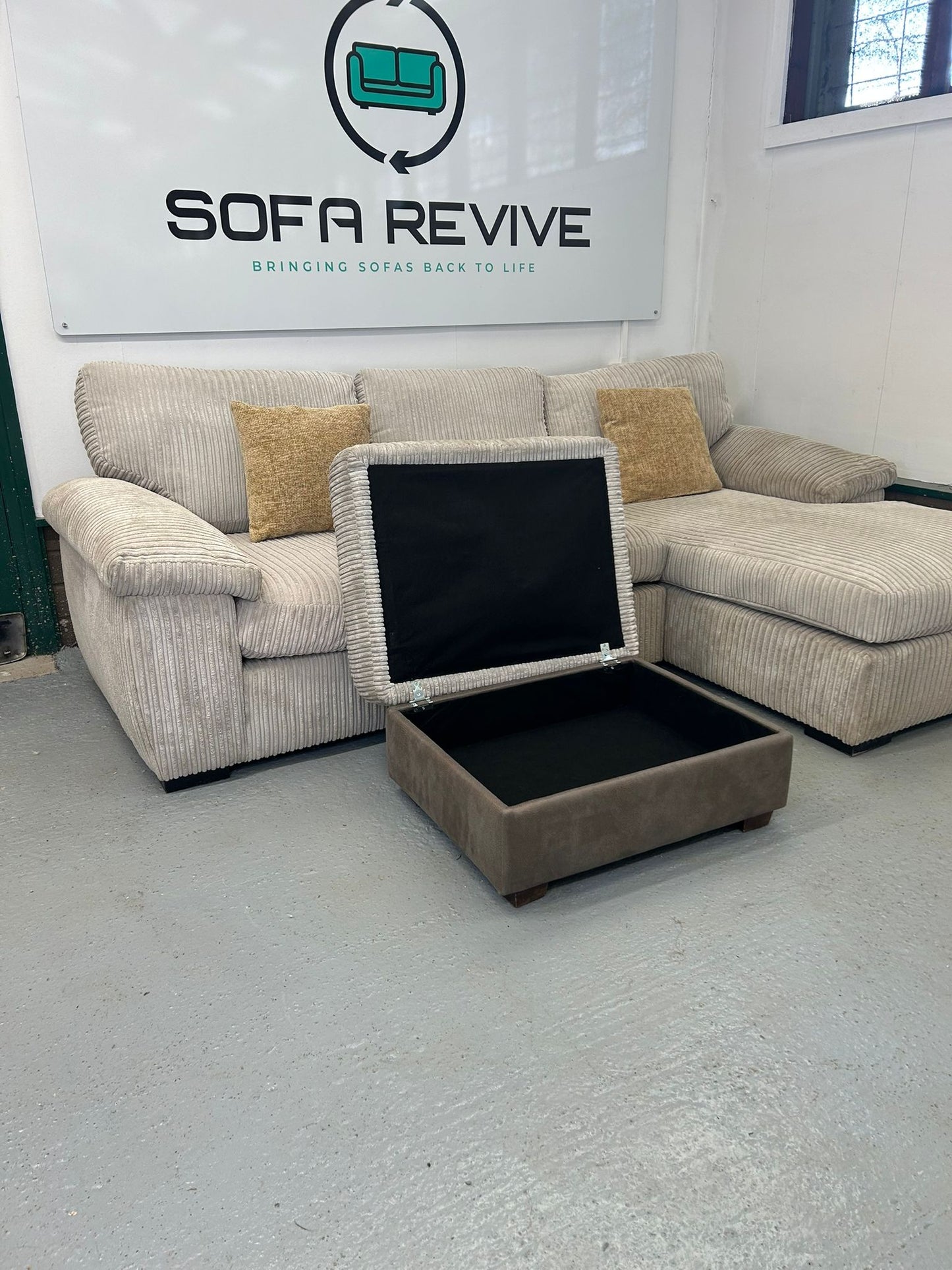 Beige Amalfi Chaise Sofa