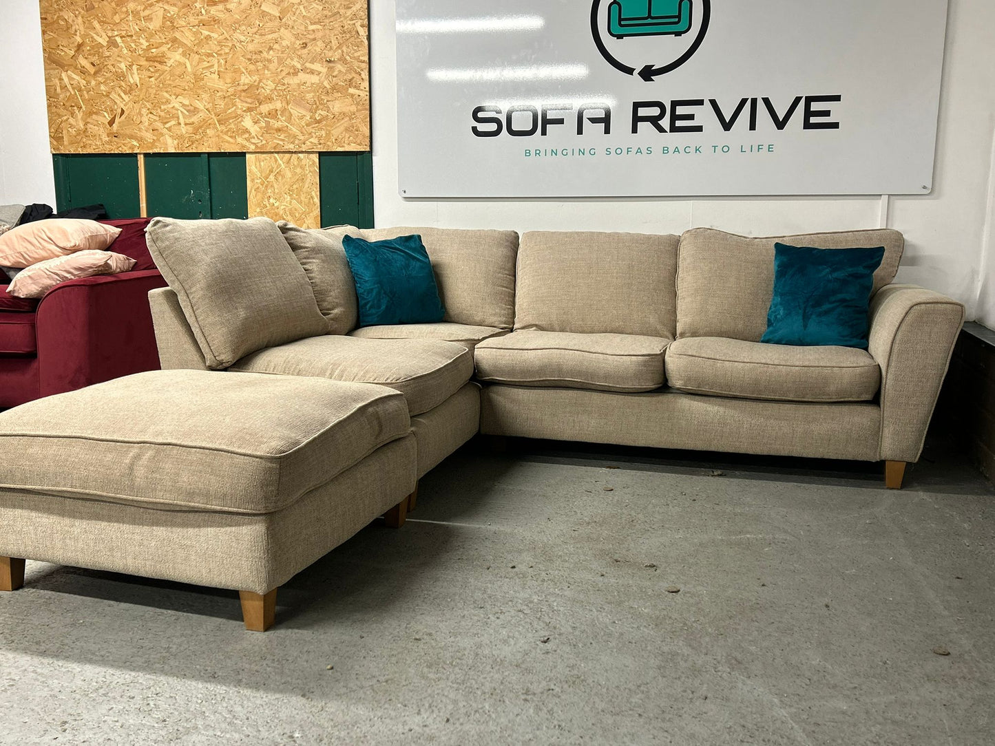 Beige SCS HUGO corner sofa with matching pouffe