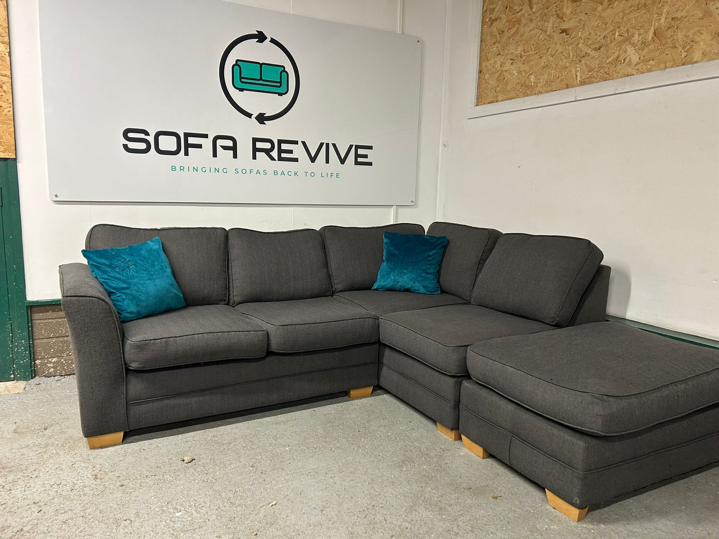 Grey right hand corner sofa with matching pouffe